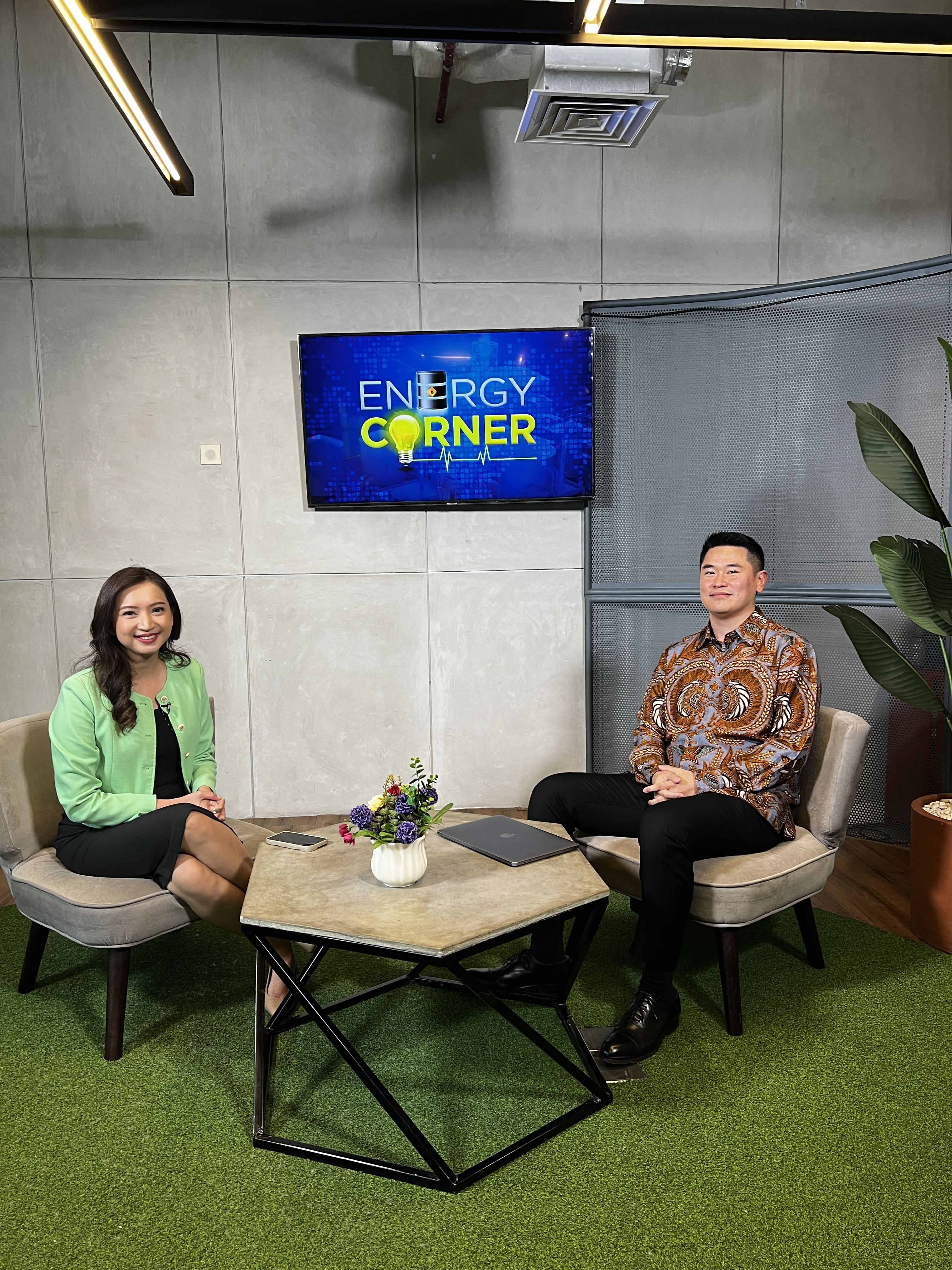 Solusi PLTS Atap Bantu Bisnis Lebih Efisien & Berkelanjutan