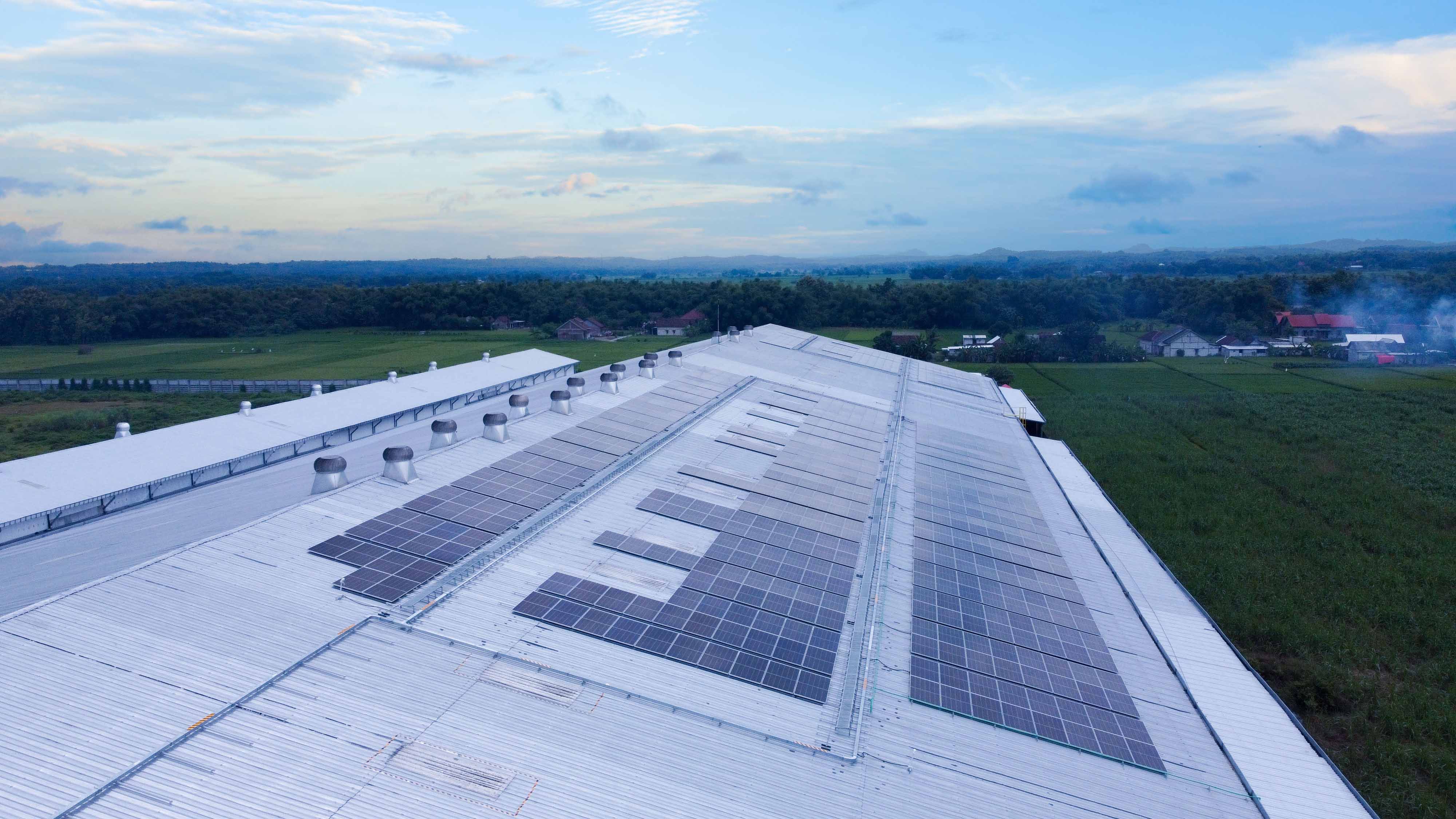 On-Grid vs Off-Grid vs Hybrid Solar Power for Businesses 